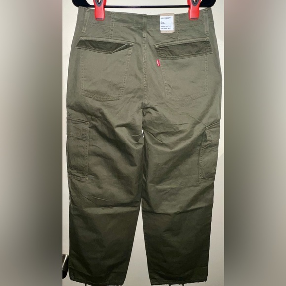 Levis vintage y2k cargos. NWT 28x30 olive green! - Picture 4 of 8